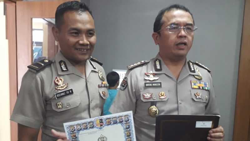 Cerita Ipda Rochmat, Polisi yang Terima Penghargaan PBB Abal-abal