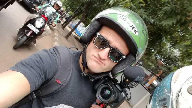 Naik Go-Jek di Jakarta, YouTuber Casey Neistat Sindir Jalanan Semrawut