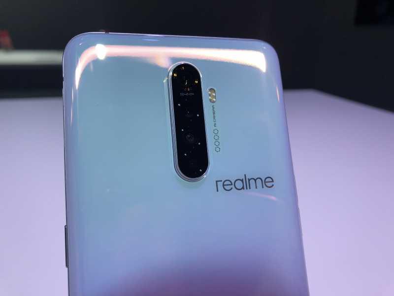 Smartphone yang Dapat Pembaharuan realme UI 3.0