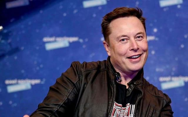 Viral, Pria Asal China Mirip Banget Elon Musk 