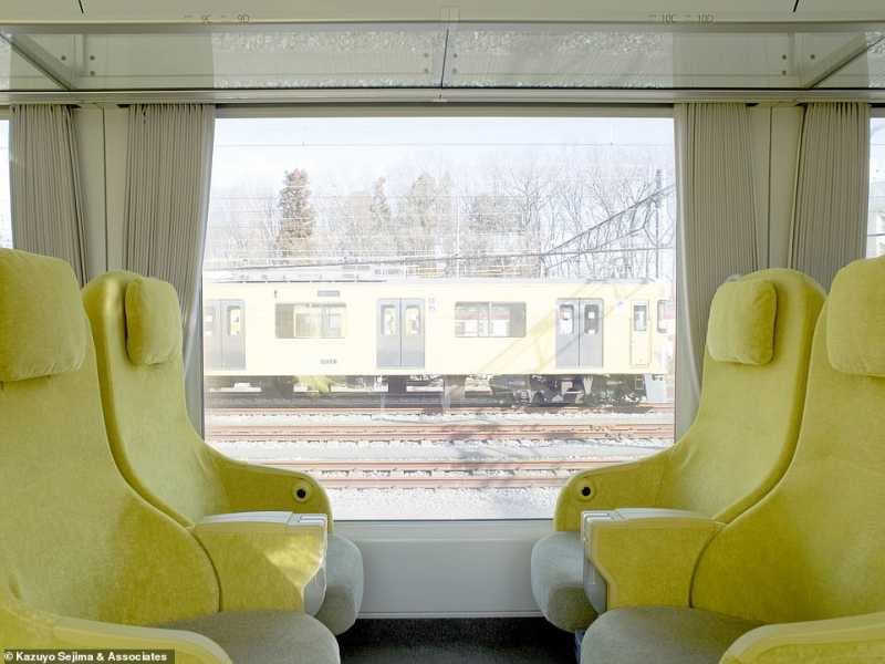 Unik, Interior Gerbong Kereta Jepang Ini Kayak Ruang Tamu