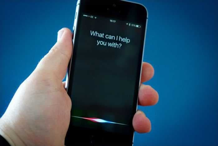 Pengisi Suara Siri Gugat Apple
