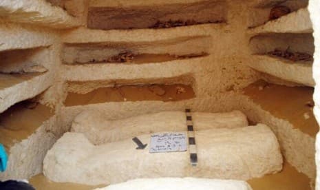 Arkeolog Temukan Dua Makam Kuno di Mesir