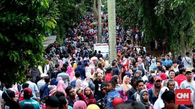 Hari Kedua Lebaran, Warga Jakarta Serbu Tempat Wisata