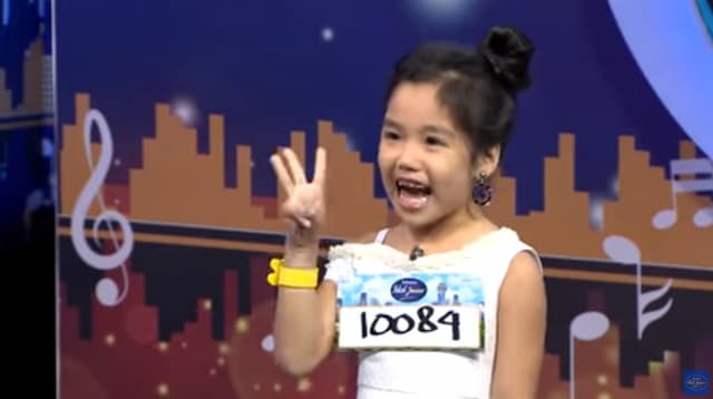 Aksi Glory, Rocker Cilik yang Membuat Para Juri Idol Junior Tertawa