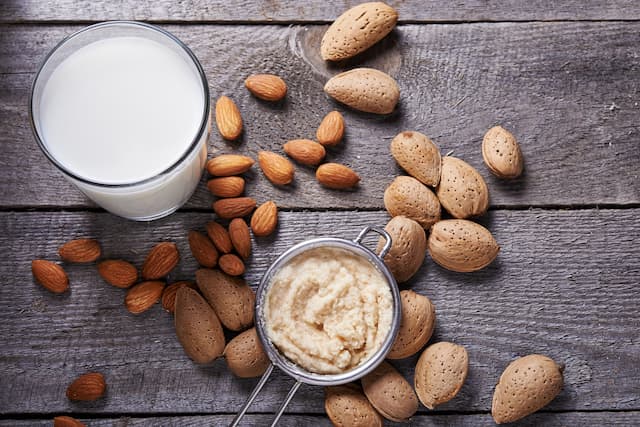 5 Manfaat Kacang Almond yang Baik untuk Produksi ASI