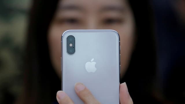 Penjualan iPhone di China Terancam Anjlok, Kenapa?